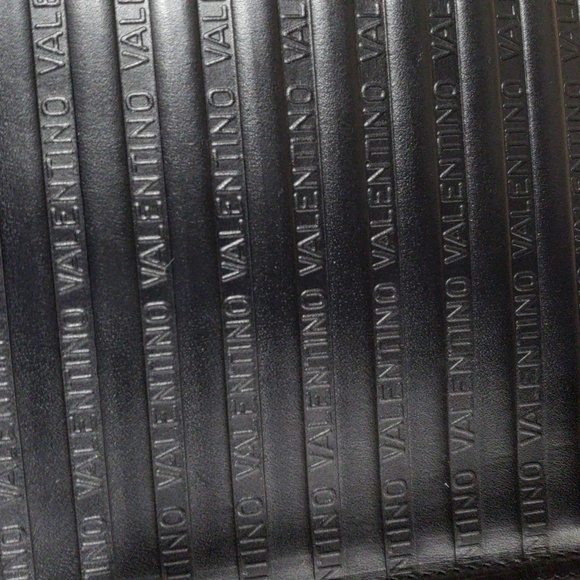 Authentic Mario Valentino Black Leather Printed Clutch Bag Vintage 10.25x7"-inch - Picture 9 of 16